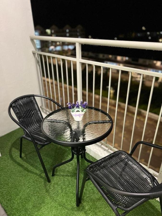 Sweet Homestay 3Rm @ Penthouse Apartment In Brinchang Luaran gambar