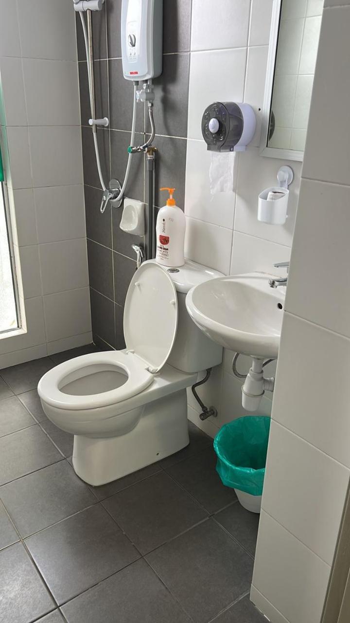 Sweet Homestay 3Rm @ Penthouse Apartment In Brinchang Luaran gambar