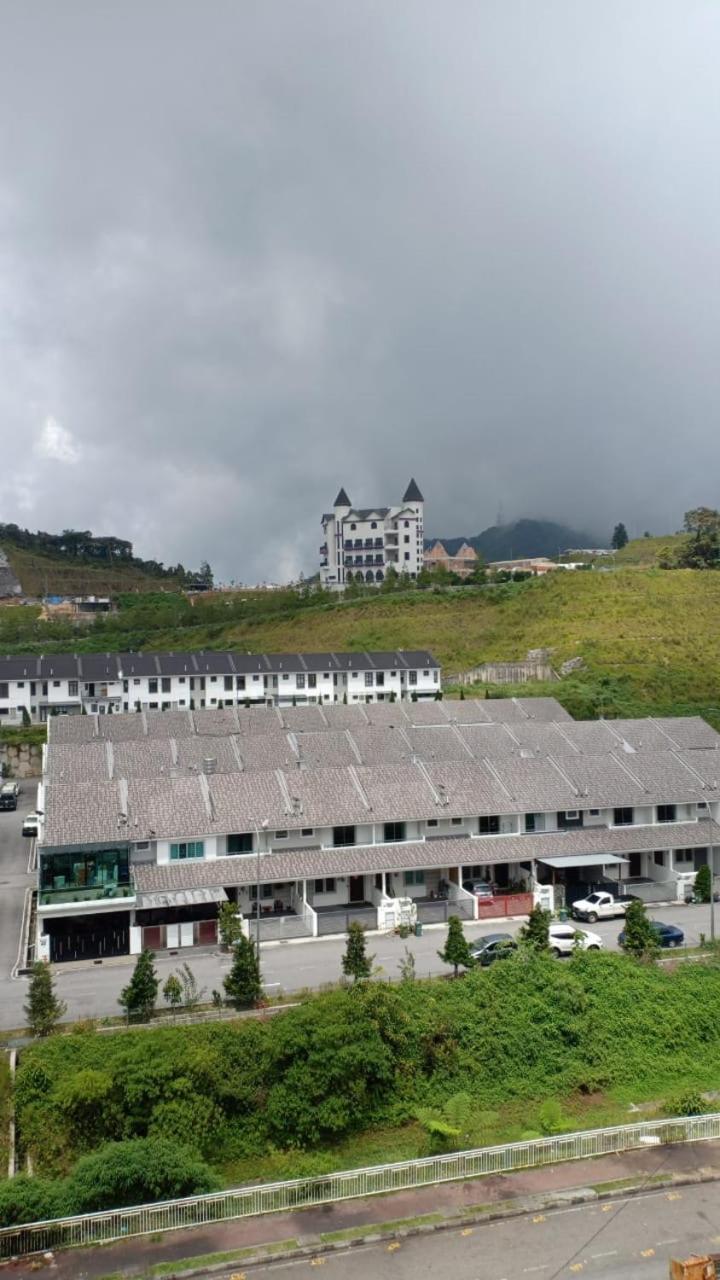 Sweet Homestay 3Rm @ Penthouse Apartment In Brinchang Luaran gambar